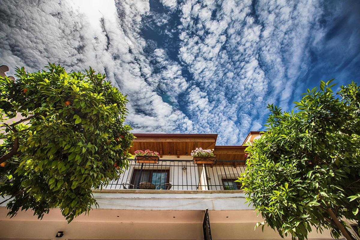 No 10 Hotel Selcuk Eksteriør bilde